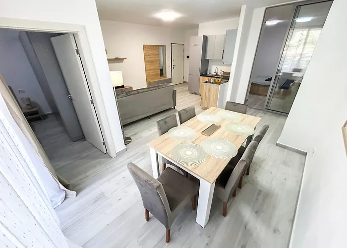 Aqua Dream Retreat D77 *