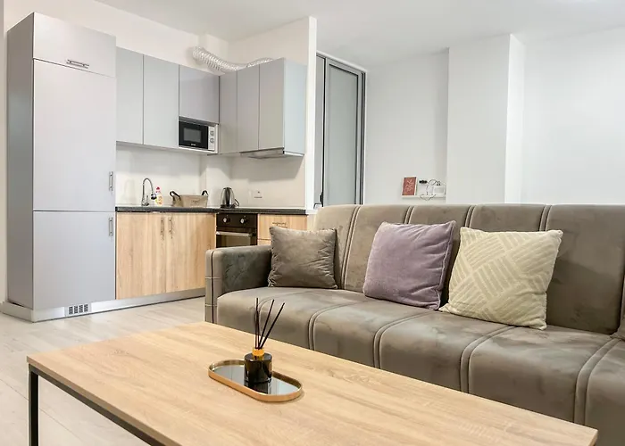 Aqua Dream Retreat D77 Apartment Golem (Tirana)