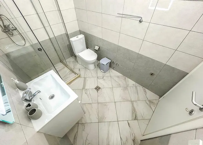 Aqua Dream Retreat D77 Apartment Golem (Tirana)