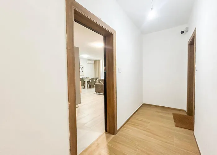 Apartment Aqua Dream Retreat D77 Golem (Tirana)